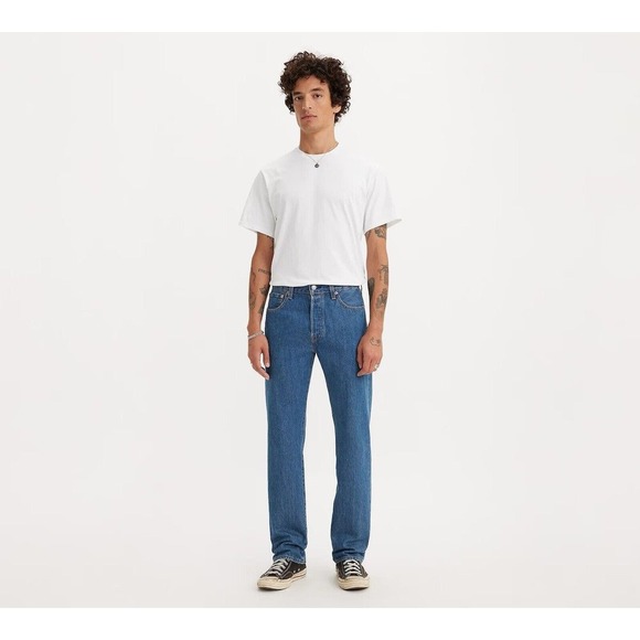 Men’s Levi’s 501 Original Fit Jeans 33 x 32 Button Fly Straight Leg Denim - Picture 1 of 14